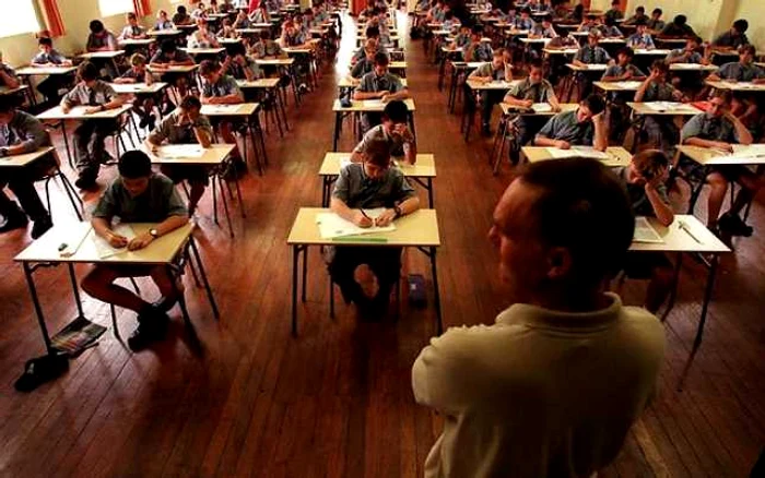 spuse lui tovarasa profesor