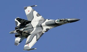 avion suhoi su-35 rusesc