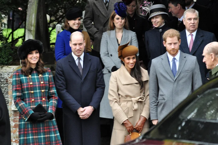 Eugenie, Beatrice, Anne, Andrew, Kate, Prințul William, Meghan Markle, Prințul Harry și prințul Phillip în 2017, Profimedia jpg