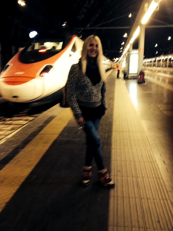 Naomi cu iubitul la Roma