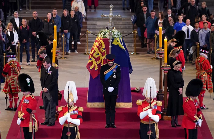 Nepotii reginei Elisabeta a II-a, la priveghi FOTO Getty Images