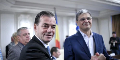 Ludovic Orban (S) si Ioan Marcel Bolos FOTO Mediafax 