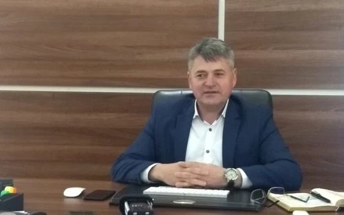 Gheorghe Damian, primarul celei mai bogate localități din România, are o formă ușoară a bolii și se află în carantină la domiciliuSursa foto: Adevărul