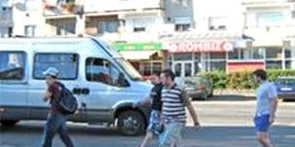 Satu Mare: Naveta pentru supravieţuire-Revista presei locale