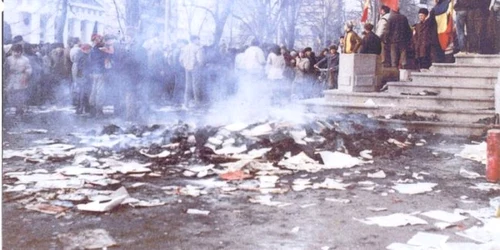 22 Decembrie 1989 Judeţeana de partid Galaţi FOTO Arhiva Bibliotecii VA Urechia
