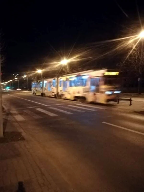 Tramvaiele au reînceput să circule sâmbătă seara