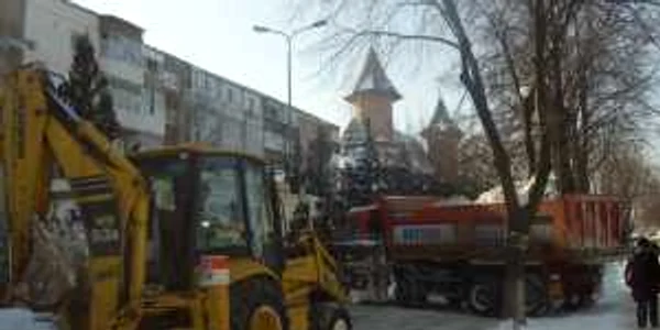 Zăpada este cărată non-stop