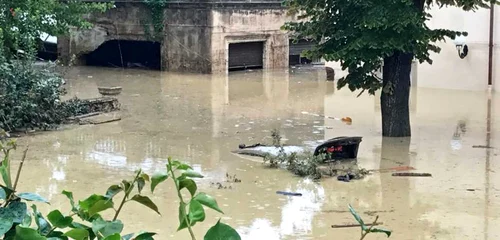 Morţi şi inundaţii după ploi torenţiale în Livorno Italia - FOTO EPA - EFE / 10 sep 2017