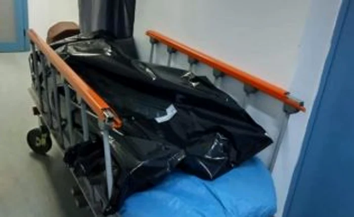 Trupul neînsuflețit a fost transportat la morgă Arhivă Adevărul