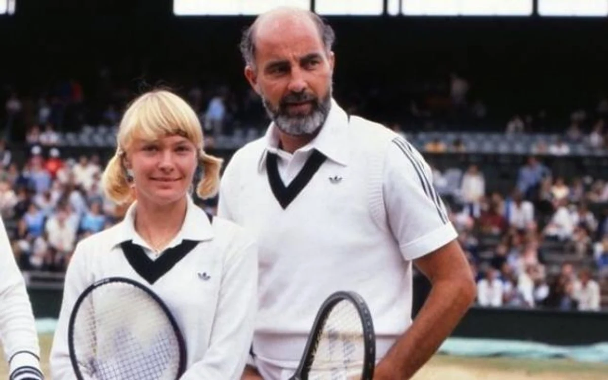 
    Bob Hewitt a fost multiplu campionFOTO: Tennisworldusa.org   