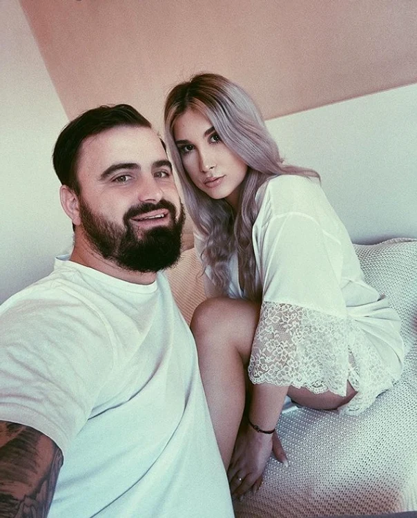 O relație pasională, cu bune și rele