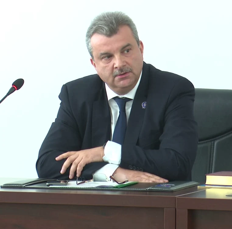 
    Leonard Dimian a anunțat că a fost depistat pozitiv cu COVID-19Foto: Facebook  