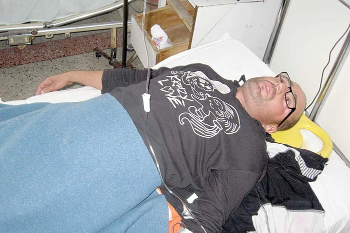 Gligore Ilea a avut  nevoie de mai  multe săptămâni  de spitalizare.  El susţine că nici  acum nu s-a  refăcut complet