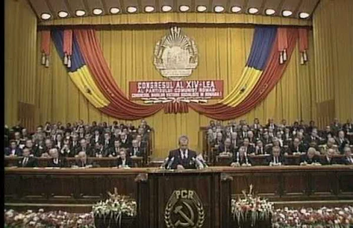 Nicolae Ceauşescu la Congresul al XIV-lea al Partidului Comunist Român