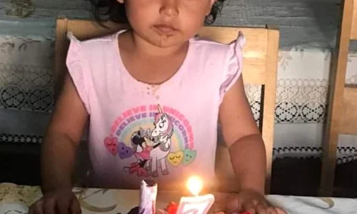 foto baza fetita facebook jpg