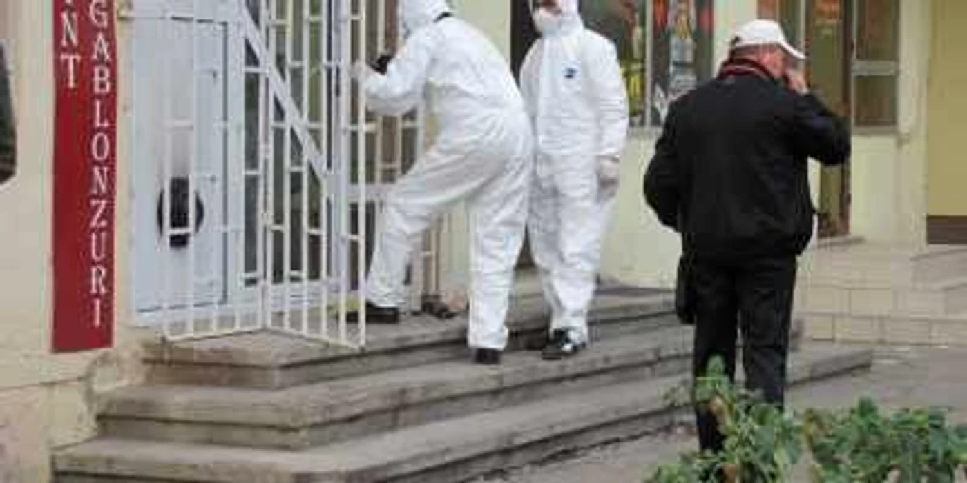 Poliţiştii au efectuat cercetări în peste 1000 de locuri din judeţ. Foto arhivă Adevărul