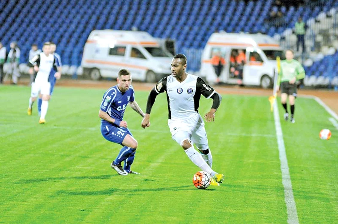 În meciul cu Pandurii, Viitorul a avut un penalty clar