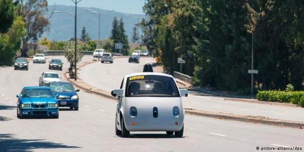 Maşina fără şofer a Google