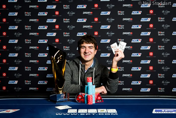 Dzmitry Urbanovich îşi merită locul printre cei mai buni jucători de poker în 2015