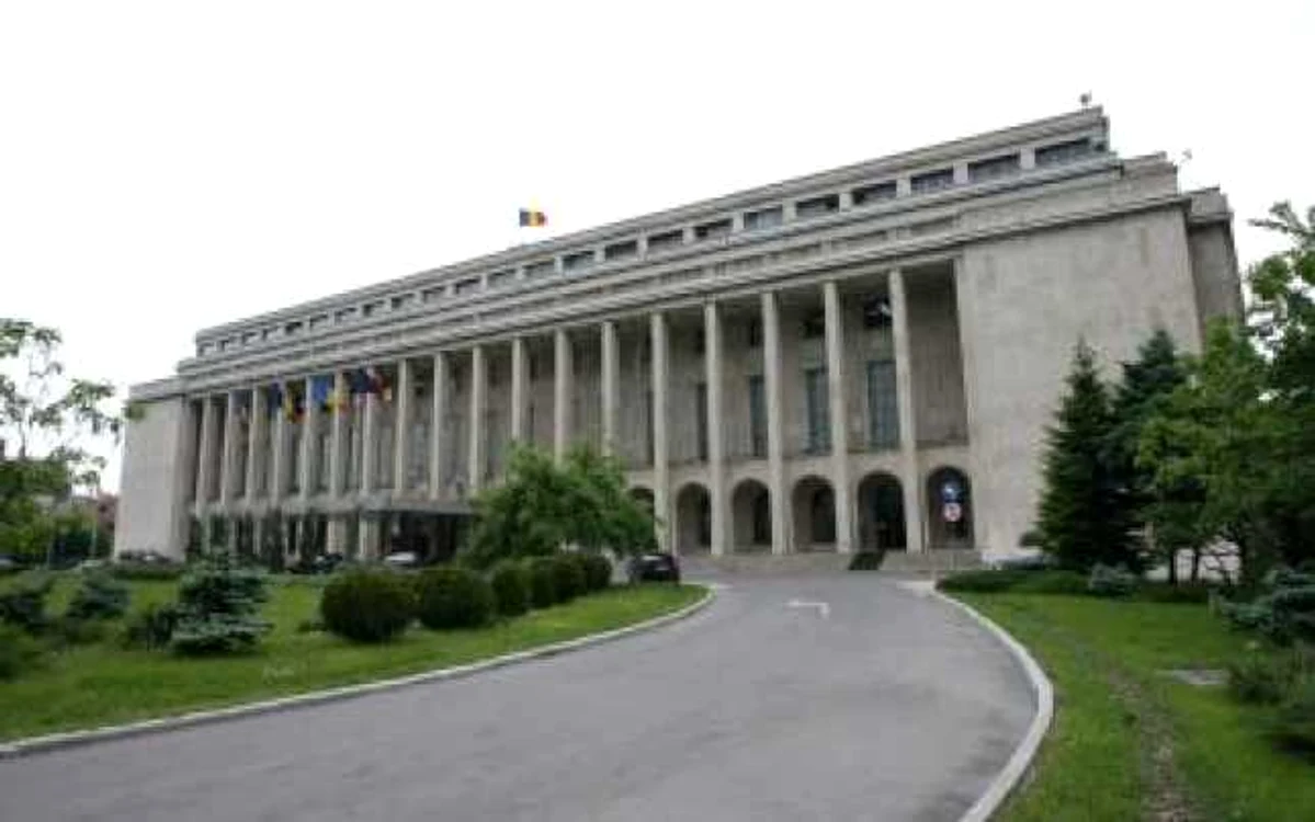Executivul a acceptat 39 din cele 773 amendamente la legea salarizării unitare