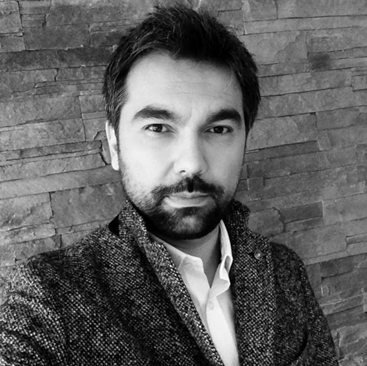Andreas Petrescu Te iubesc, dar nu pe tine jpeg