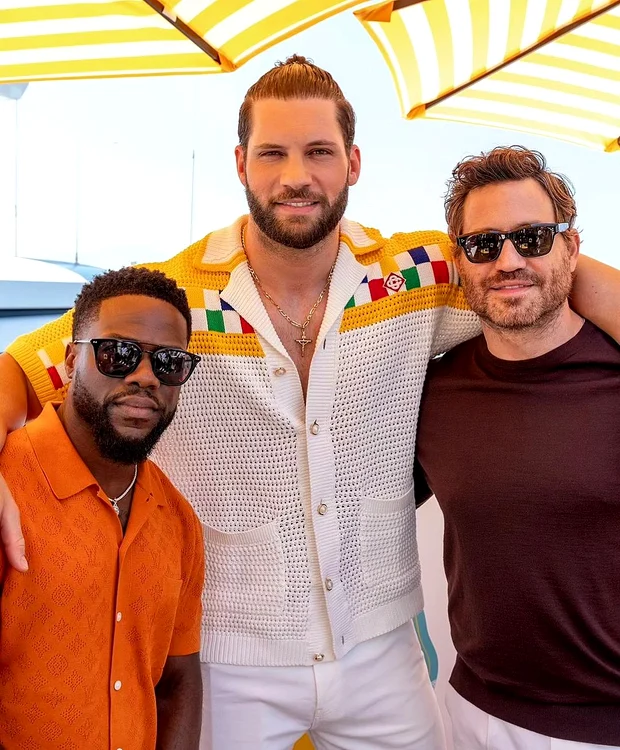 Florian Munteanu între Kevin Hart și Edgar Ramirez FOTO Facebook