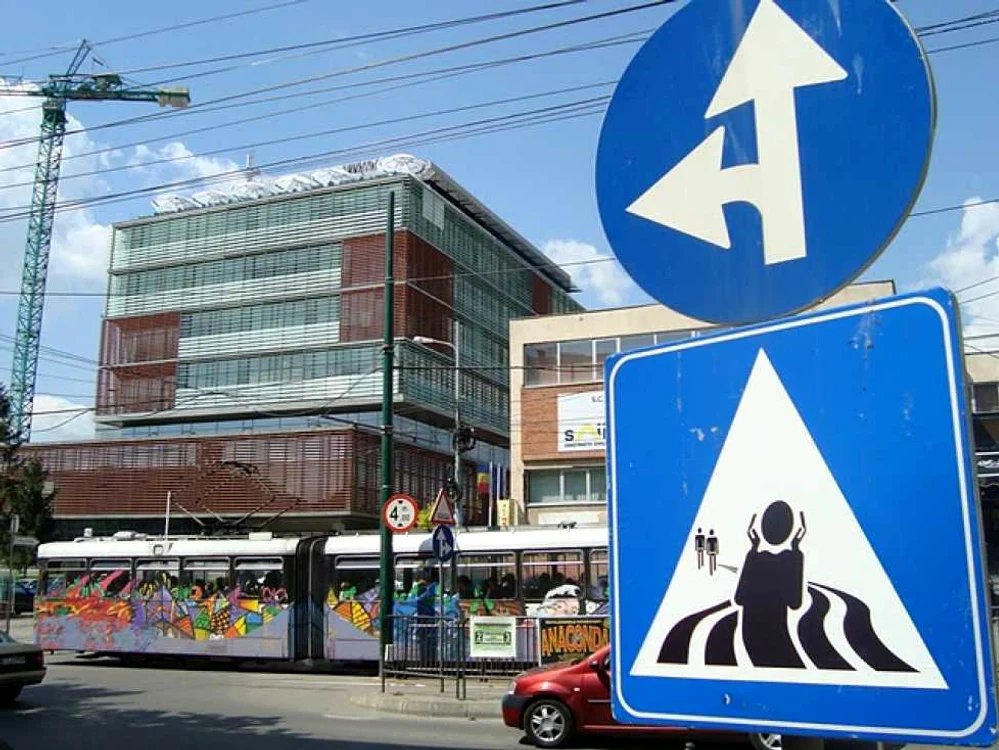 Indicatoarele rutiere inedite au fost văzute în centrul Timişoarei