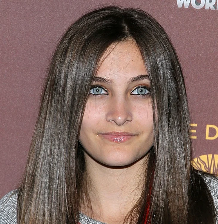 
    Paris Jackson are acum 17 anifoto: Getty Images  