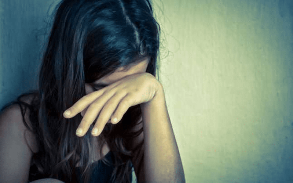 Copile exploatate sexual după ce au fost recrutate printr-o agenție de modelling VIDEO