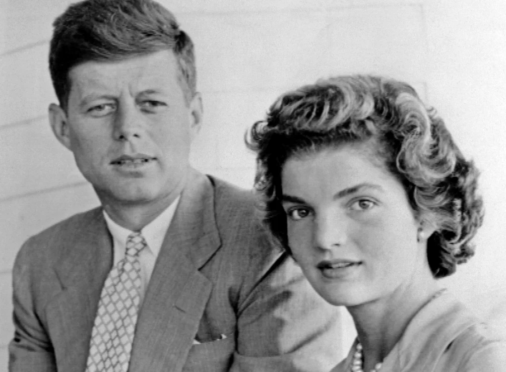 Jackie nu şi-a găsit fericirea lângă Kennedy (Foto: arhivă).