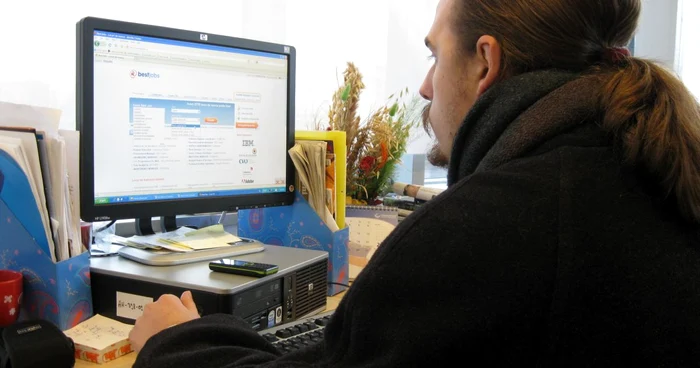 Şeful de personal e acum un as al internetului