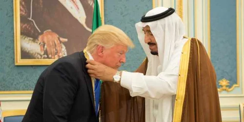 Trump decorat Arabia Saudita EPA
