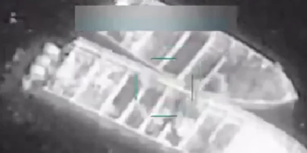 nave distruse de armata sua foto x pete hegseth png