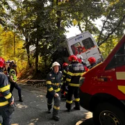 Accident grav în Câmpulung cu un microbuz FOTO ISU Argeș