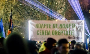 Scriitori faţă cu protestele jpeg