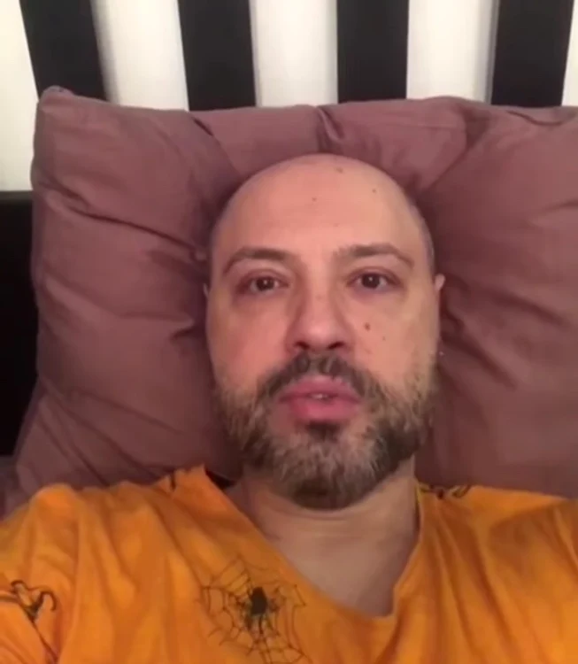 
    Mihai Mitoșeru a anunțat că are Covid  