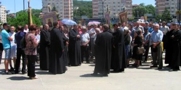 Protestul din 2010, din faţa Prefecturii