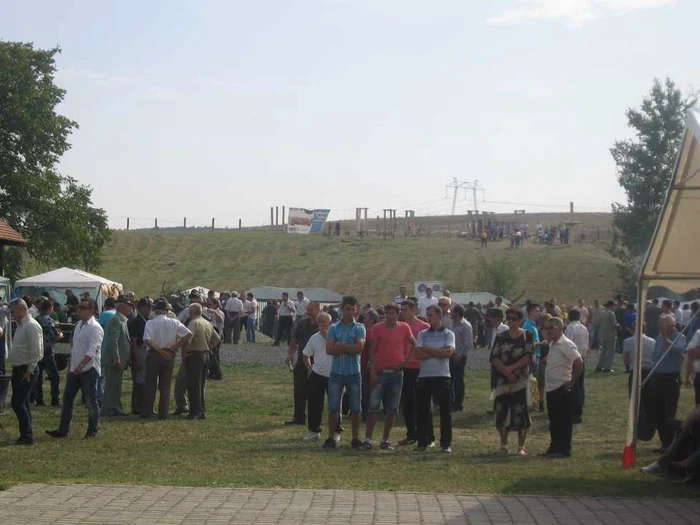 Festivalul Vânătorii de la Bata a atras persoane din tot judetul