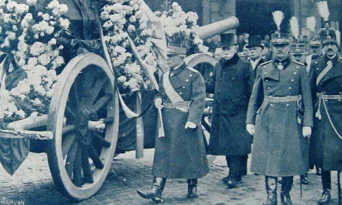 Un moment național: Înmormântarea lui Ionel Brătianu / FOTO jpeg
