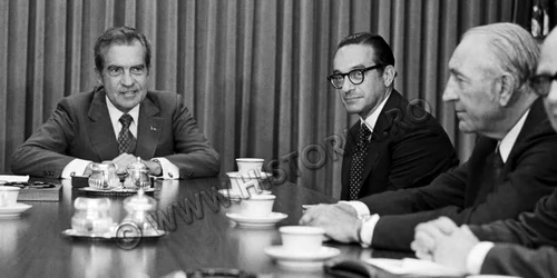 Alan Greenspan (centru) pe cand era inca în fruntea Fed