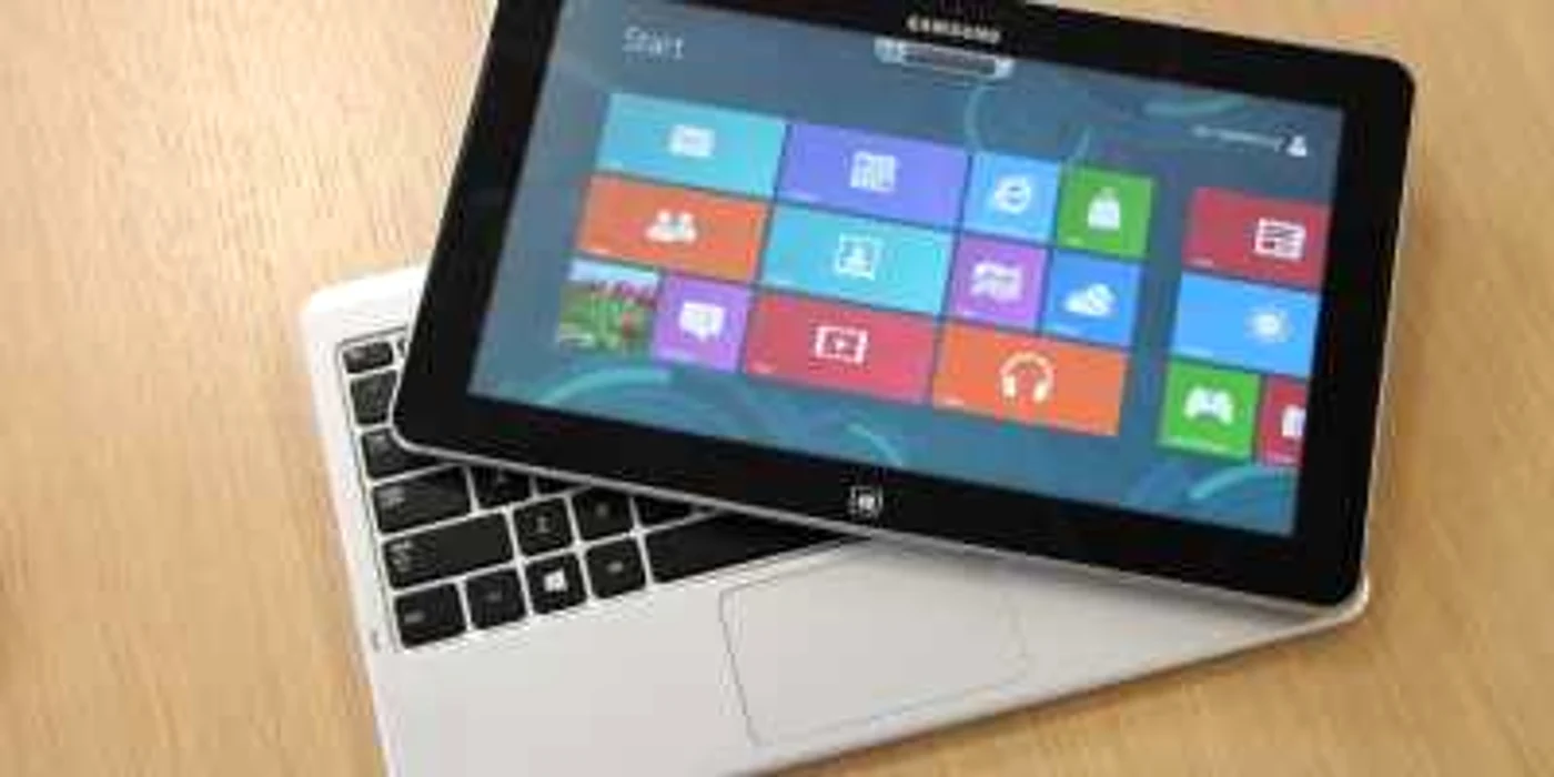 Noile produse Samsung sunt în parte tablete, în parte laptopuri. FOTO The Verge