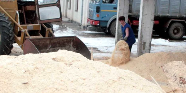 Cea mai ieftină căldură se obţine din rumeguş, la Taşca