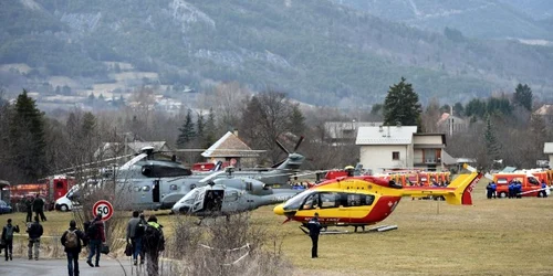 avion prabusit in Franta echipe de interventie Barcelonnette  FOTO AFP