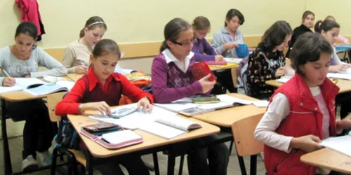 Singura clasă cu elevi care primesc bursă pentru a învăţa la oraş este la „Vasile Alecsandri“