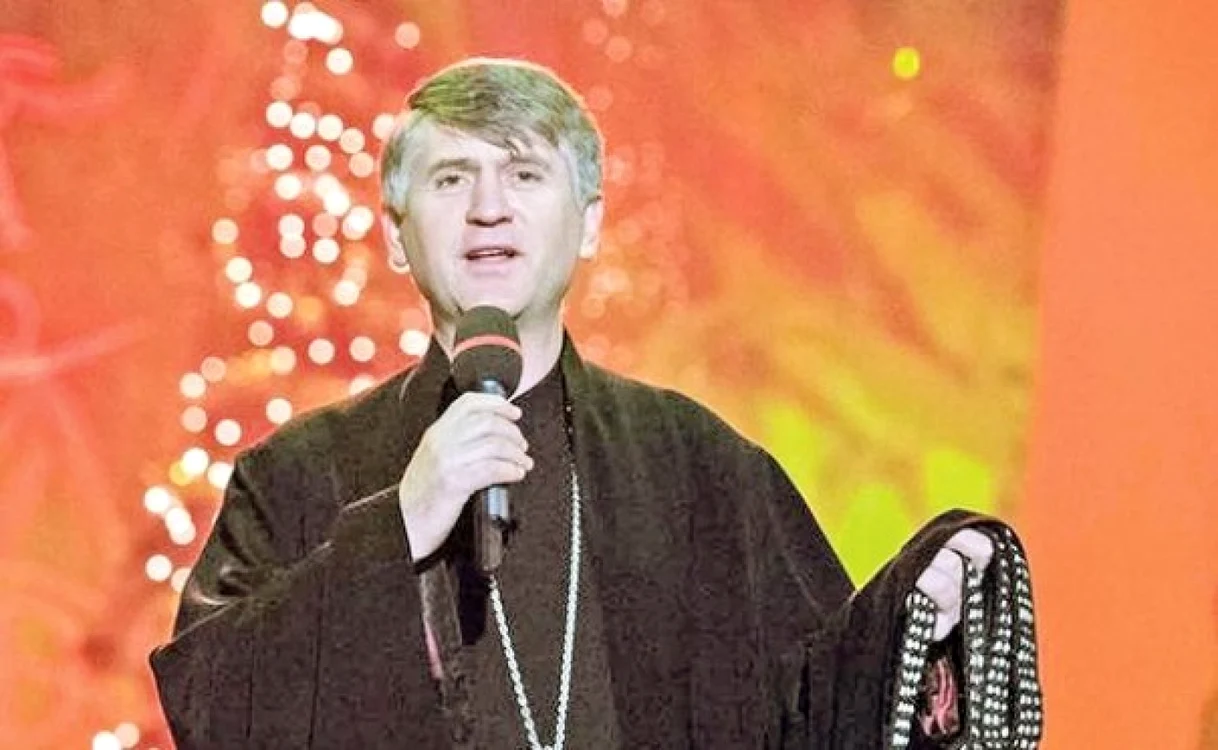 Preotul Cristian Pomohaci