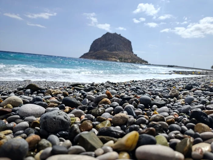 Olteanul visează ca la bătrânețe să stea la soare șii să pescuiască FOTO: arhiva Cătălin Trenovici