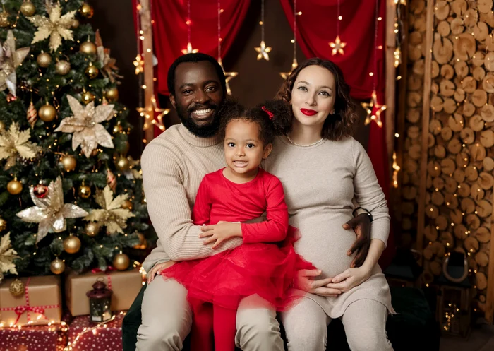 Tobi Ibitoye, cu fiica cea mare Arin și soția Antonia foto: Arhiva personală