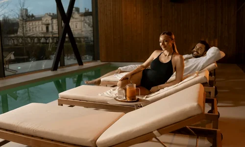 cum organizezi o zi de relaxare in cuplu sau cu prietenii wine spa vin bun i rasfa jpg