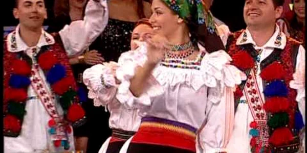 Ansamblul Porolissum va dansa astazi pe scena Casei de Cultură