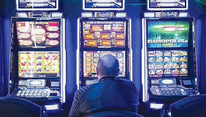 A pierdut banii la jocuri de noroc